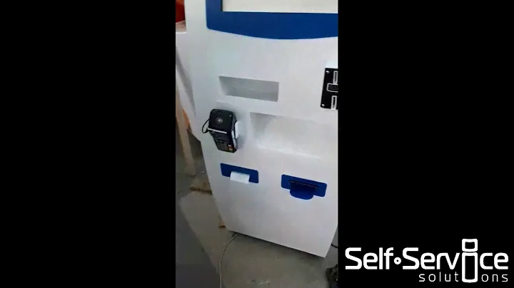 Работа платежного терминала кассира со сдачей и банковскими картами от Self-Service Solutions