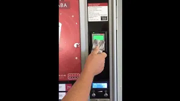 Оплата бесконтактной банковской картой на терминале Ingenico iUC180 в вендинговом аппарате. KavaKava