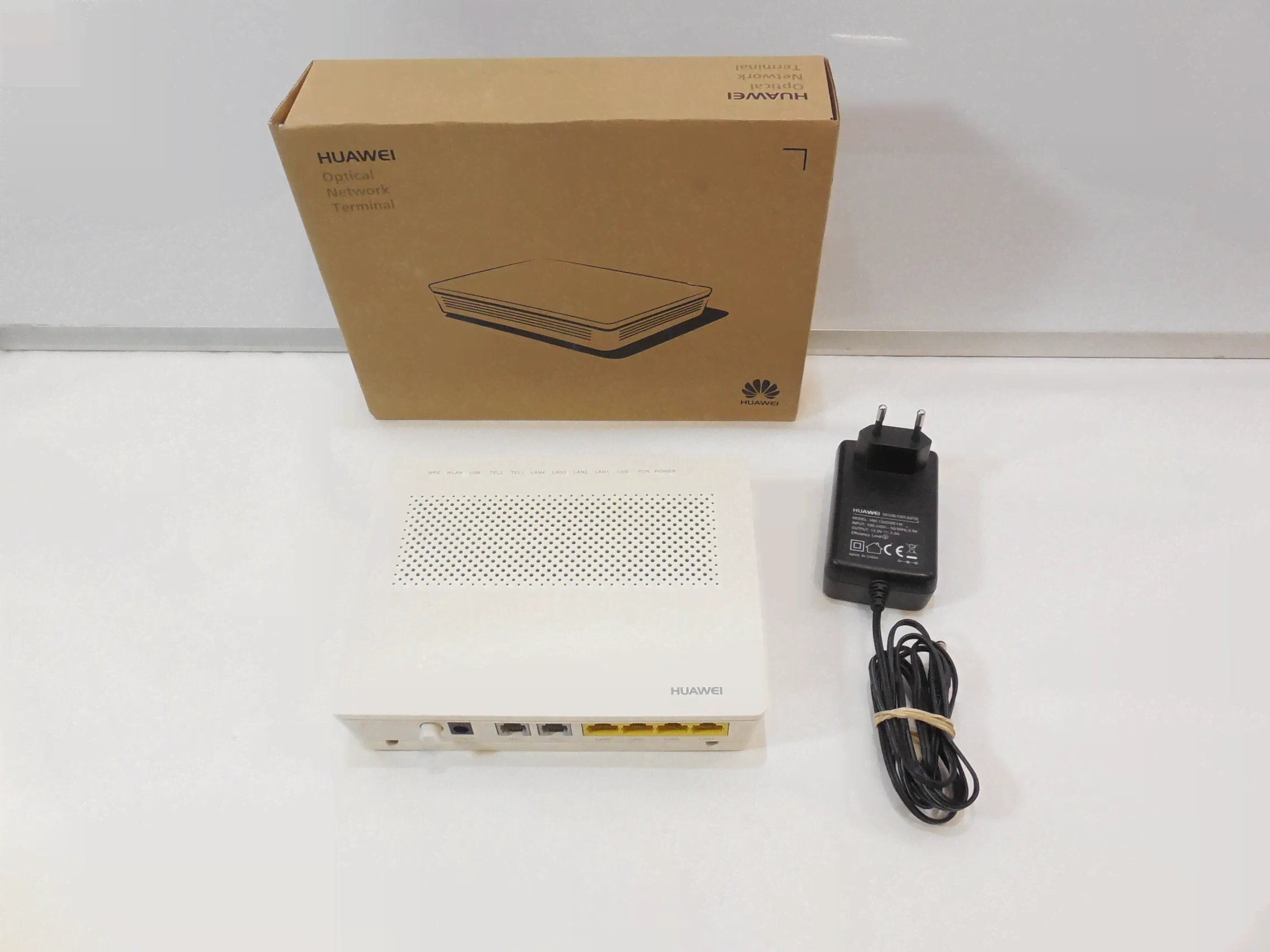 Абонентский терминал ONT GPON Huawei HG8245H-4